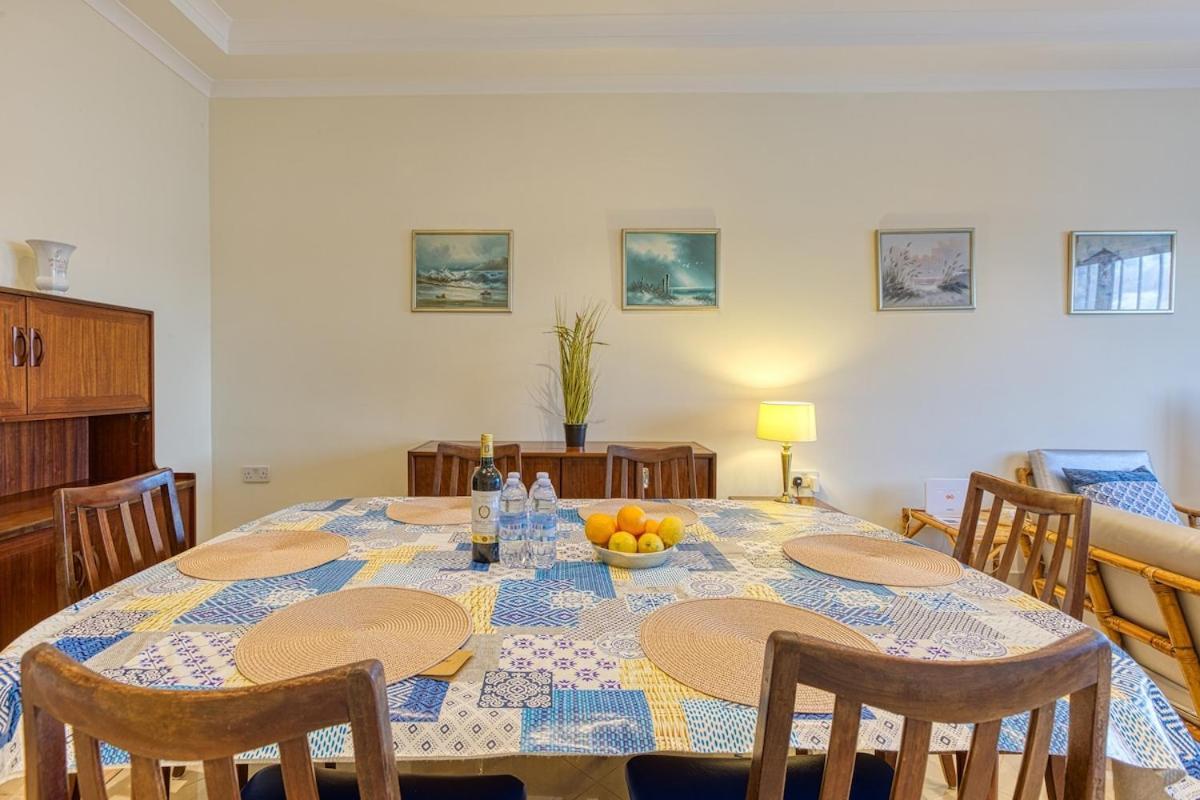 Apartment Qawra Seafront With Large Front Terrace