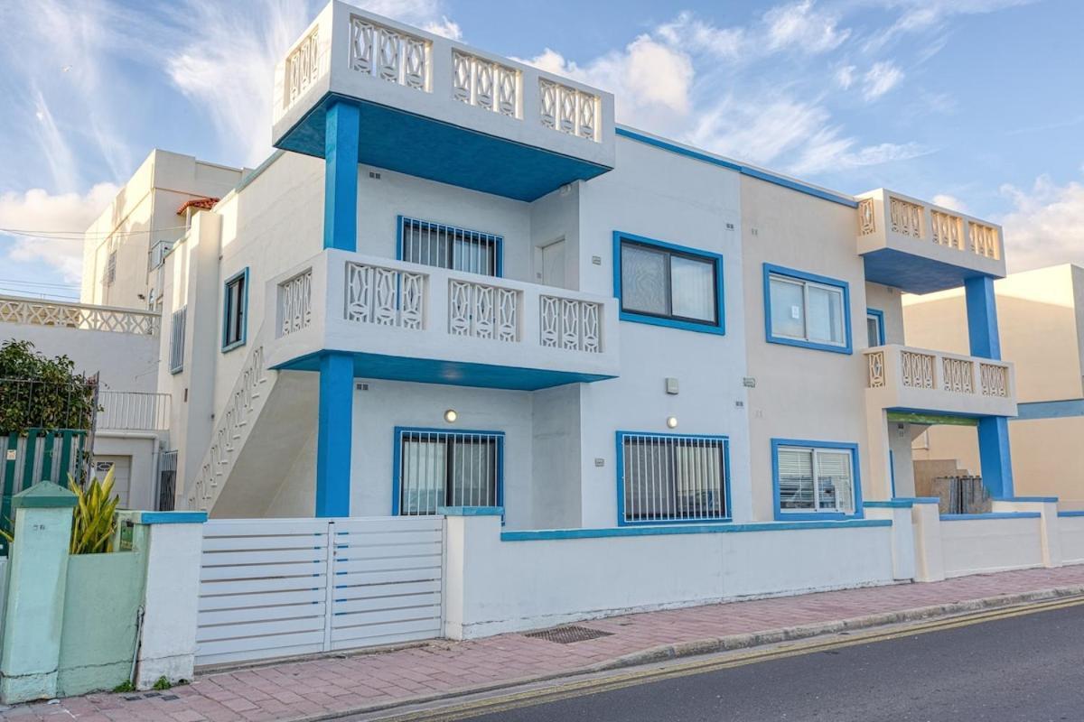 Qawra Seafront With Large Front Terrace St. Paul's Bay