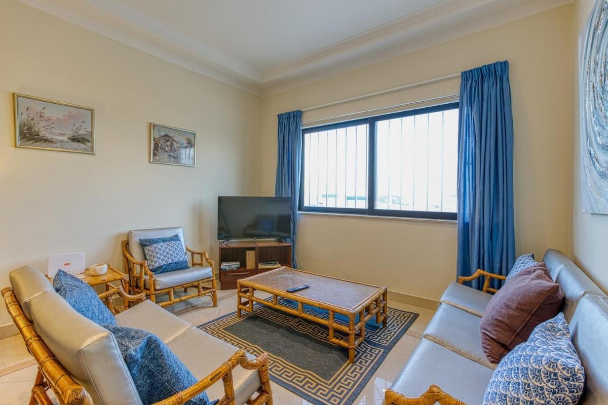 Qawra Seafront With Large Front Terrace * St. Paul's Bay